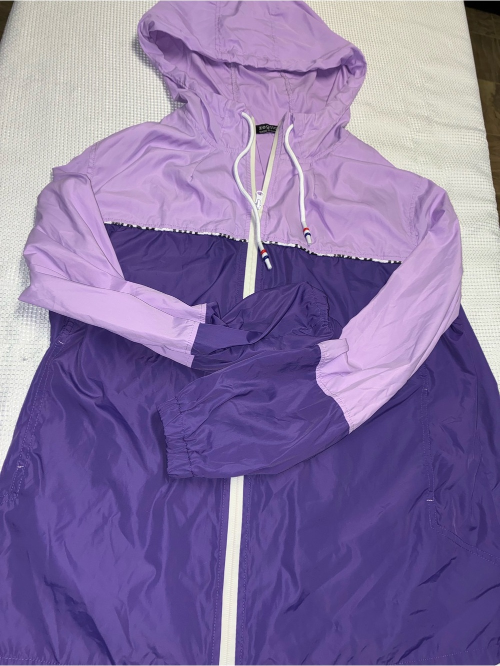Lightweight Two-Tone Purple Windbreaker Jacket with Hood